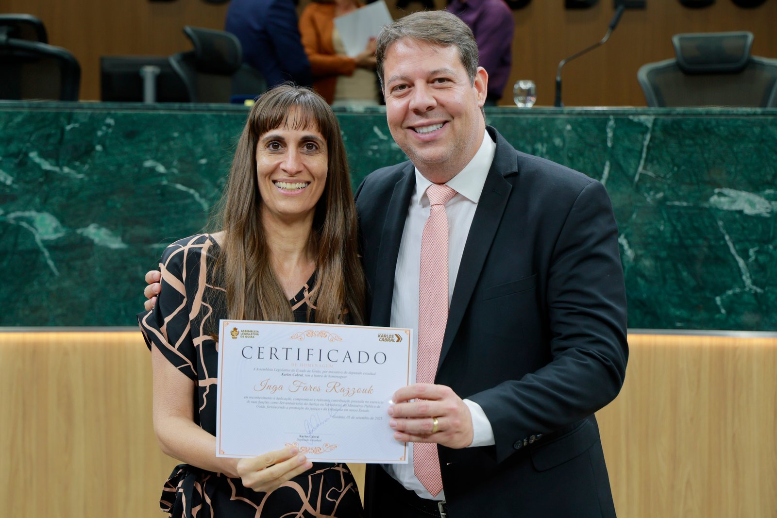 Sessão solene em homenagem aos ser serventuários da Justiça e do MP-GO